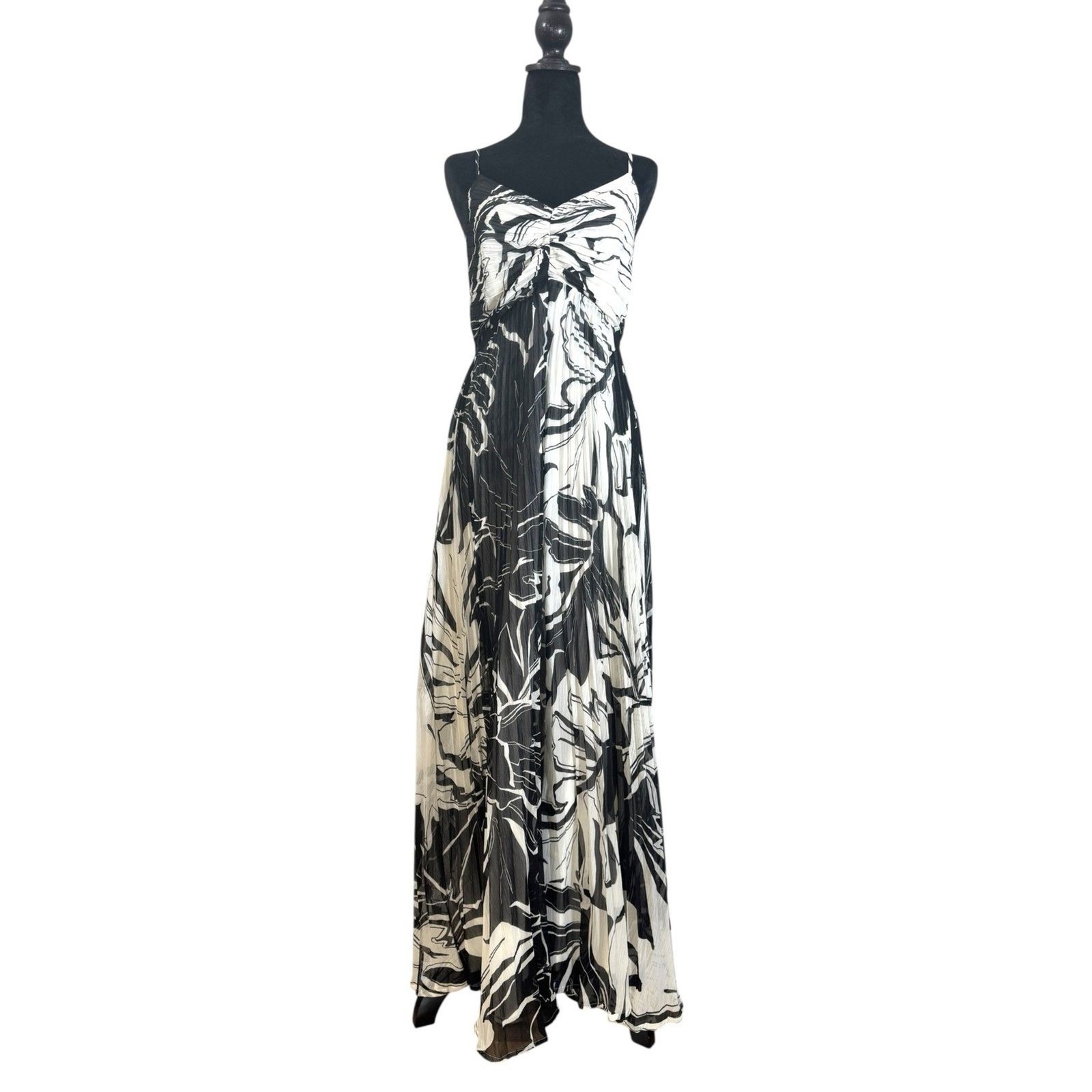 Express Black White Floral Maxi Dress S NWOT Boned Bodice Lined 58in Formal