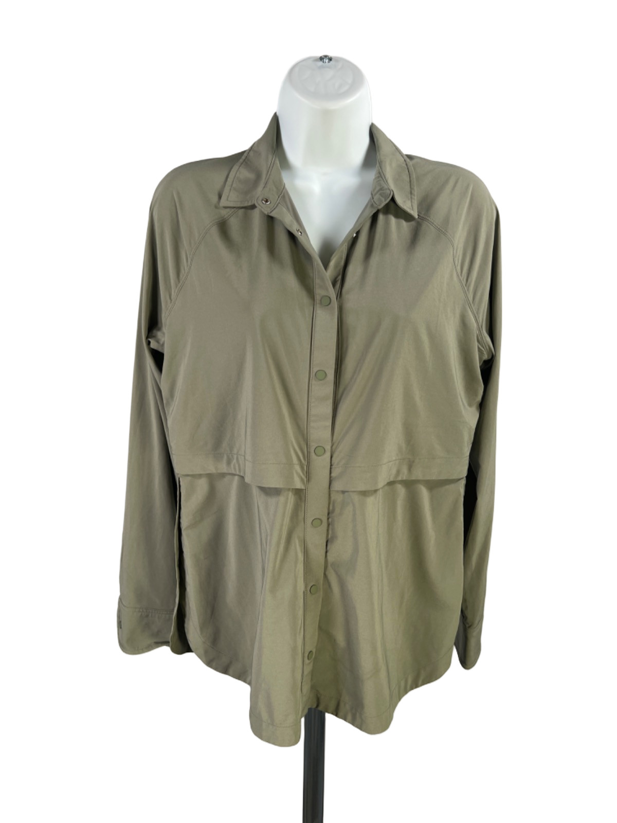 Athleta Women’s Green Northstar Long Sleeve Snap Button Hiking Shirt – XS
