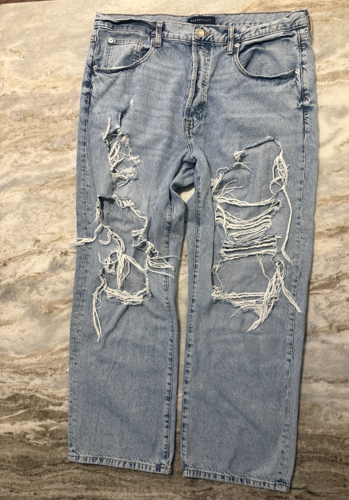 Aeropostale WOMEN’s Blue Light Wash Distressed Straight Leg Denim Jeans 16R