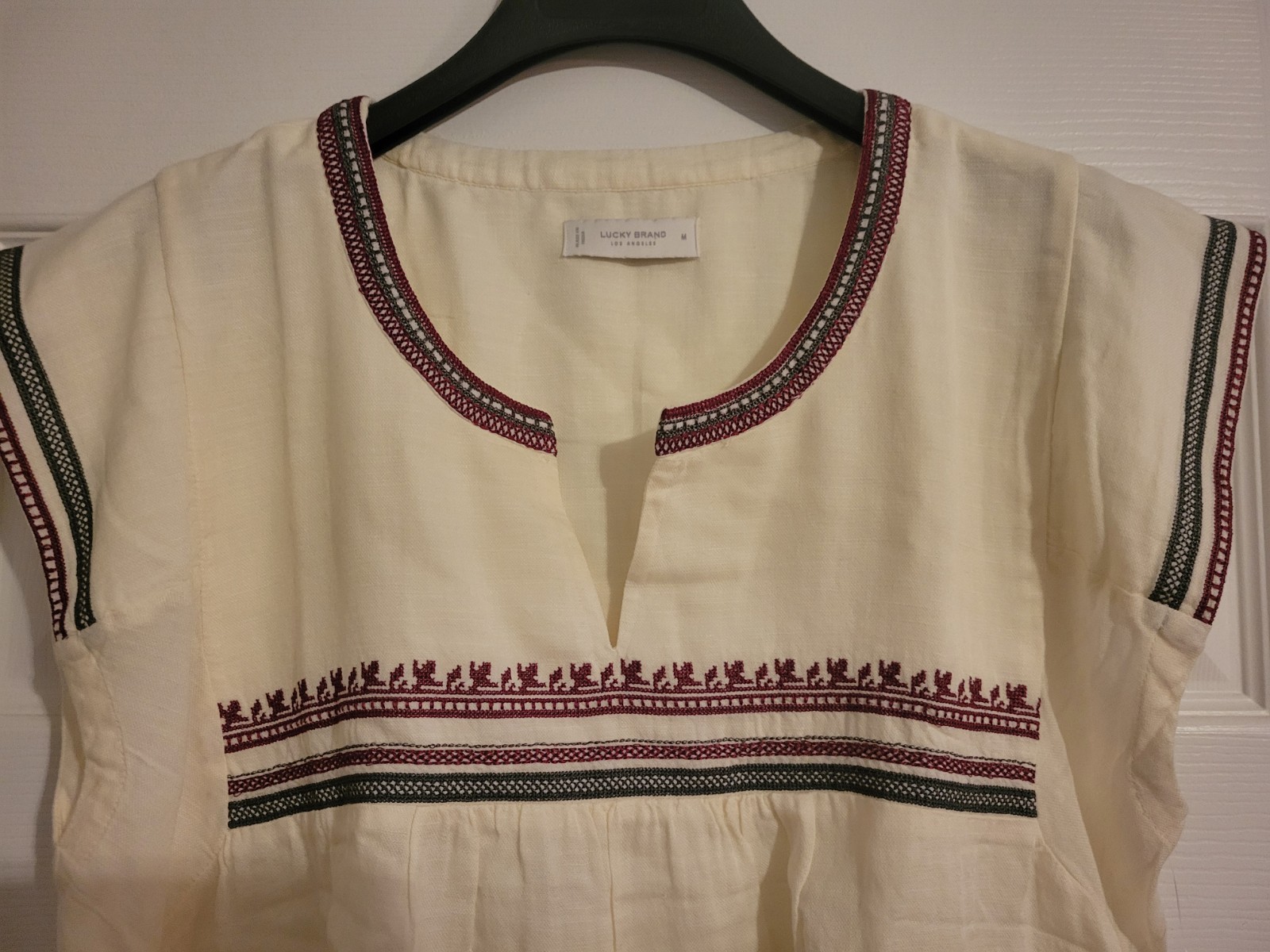 Lucky Brand Embroidered Split Neckline Embroidered Short Sleeve Top NWT $79.50 M