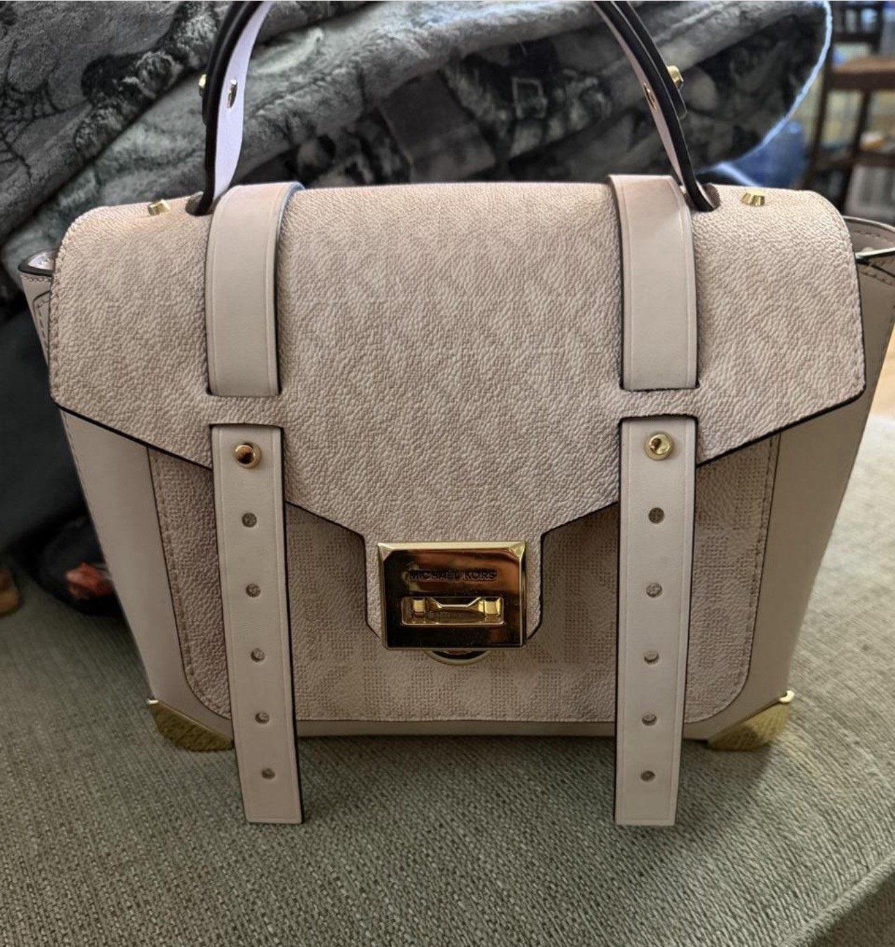 Michael Kors Manhattan Medium Blush Pink Leather Satchel Crossbody Bag EUC