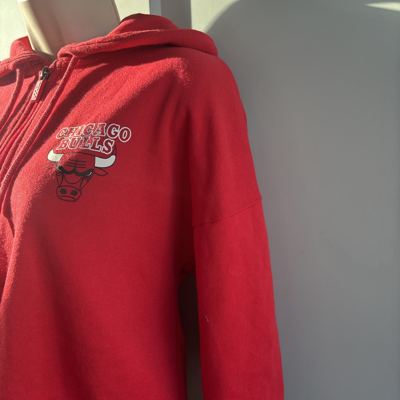 NBA Chicago Bulls Cropped Red full zip hoodie Size 2XS