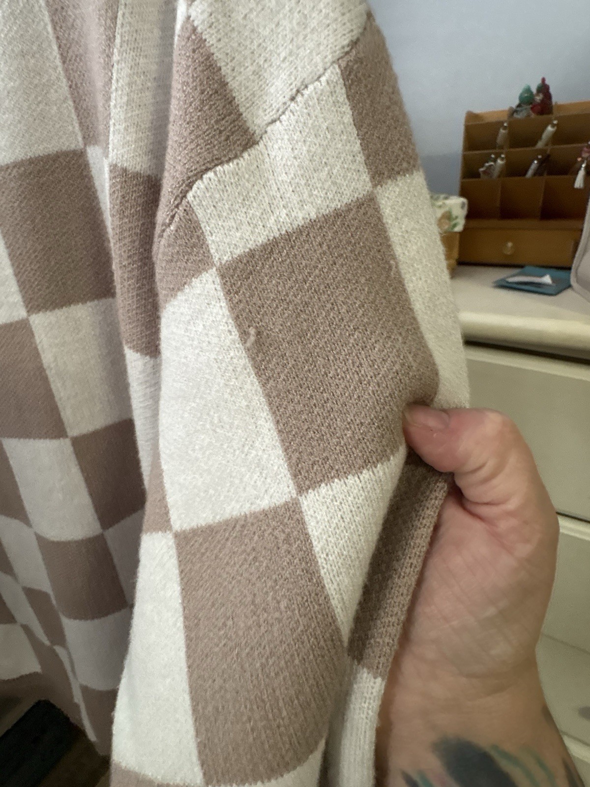 Willow + Root Women’s Tie-Front Knit Cardigan Sweater Check Taupe/Cream L