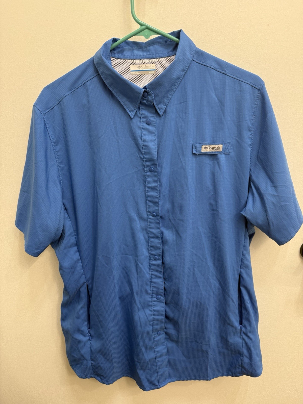 Columbia PFG Omni shade Men’s Short-Sleeve Button-Down Shirt in Blue size XL