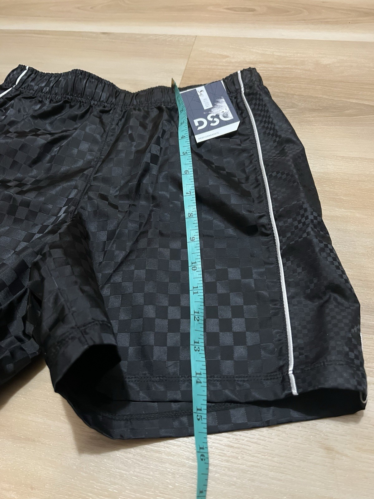 NWT DSG Woven Soccer Shorts Performance Boys Youth Sports Large Black Nylon