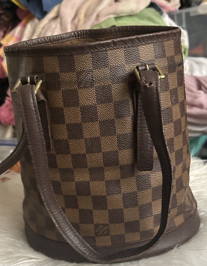 Louis Vuitton Damier Bucket Bag (NO INSIDE LINING)
