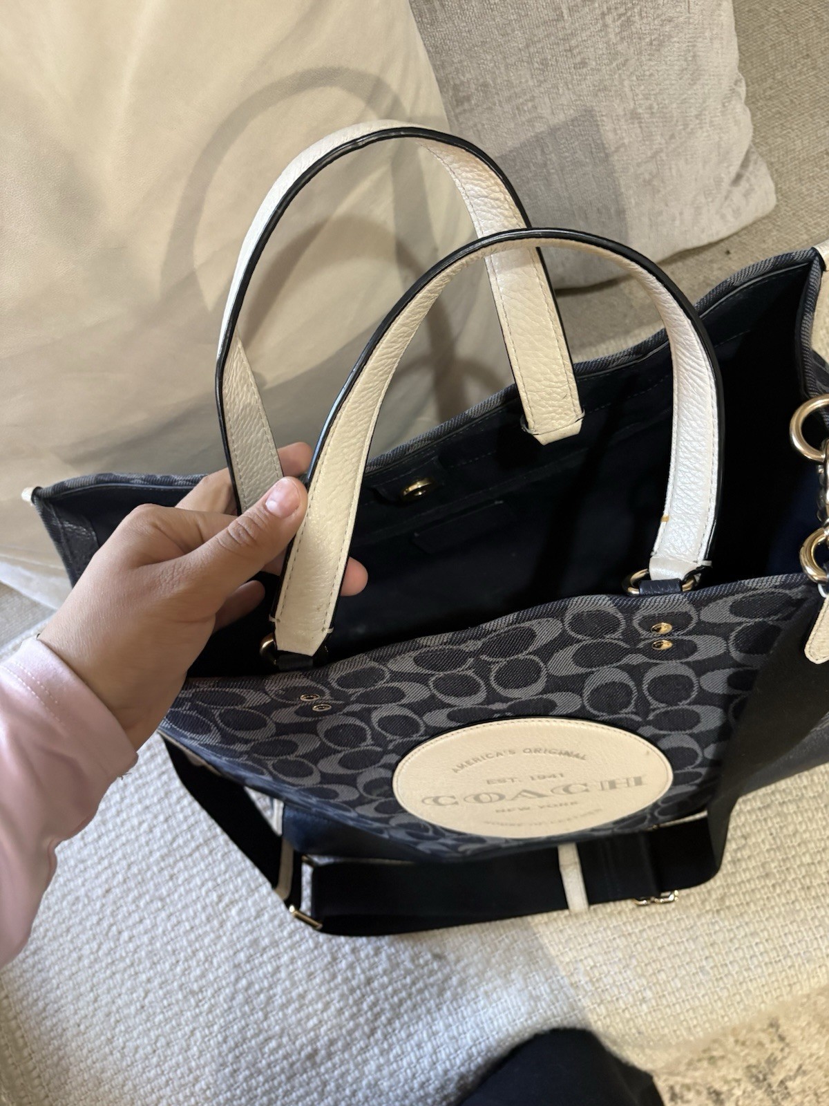 Coach Large Tote Blue/Ivory Logo Snap Closure Detachable Strap Inner Pockets