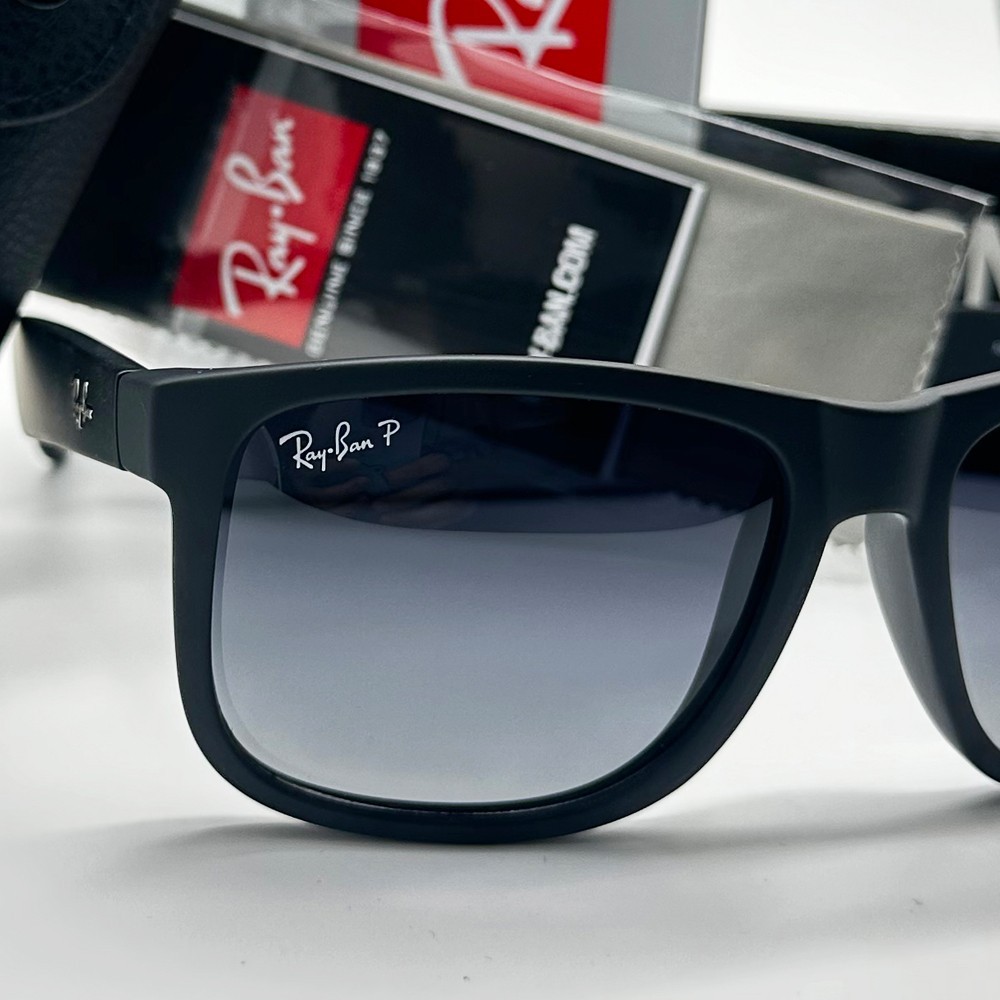 54mm Ray-Ban Justin RB4165 622/T3 Matte Black/Gray Gradient Polarized Sunglasses