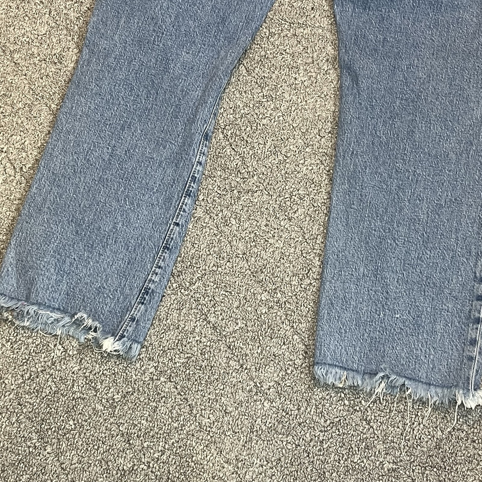 LOFT The Straight Crop Jeans Size 26/2 Blue Denim Distressed Fringe Frayed Hems