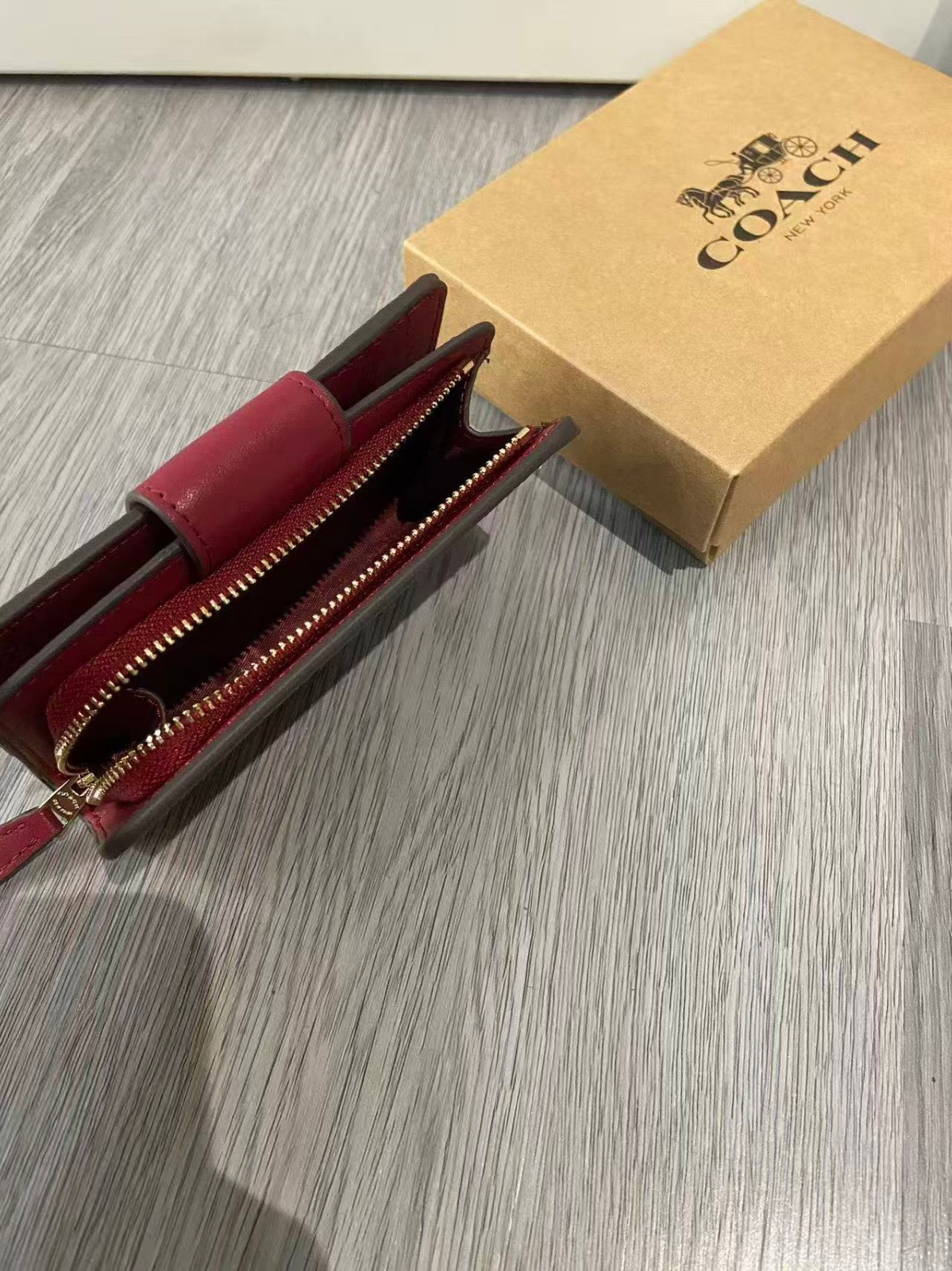 Coach Med Corner Zip Wallet Clutch CZ342 Brown Signature Canvas Cherry Print!!