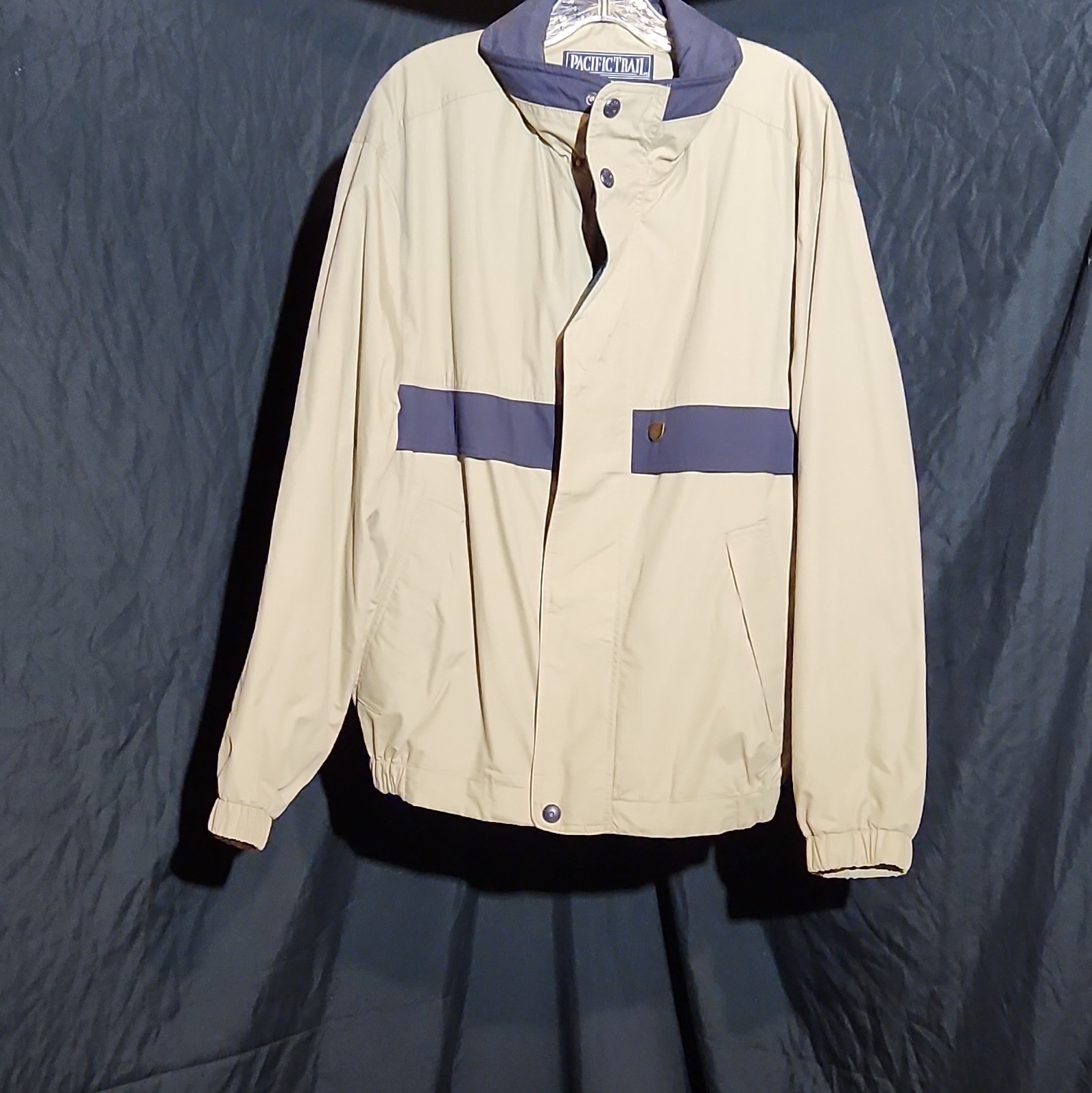 Pacific Trail Men’s Beige/Navy Full Zip Snap Jacket Stand-Up Collar Pockets M