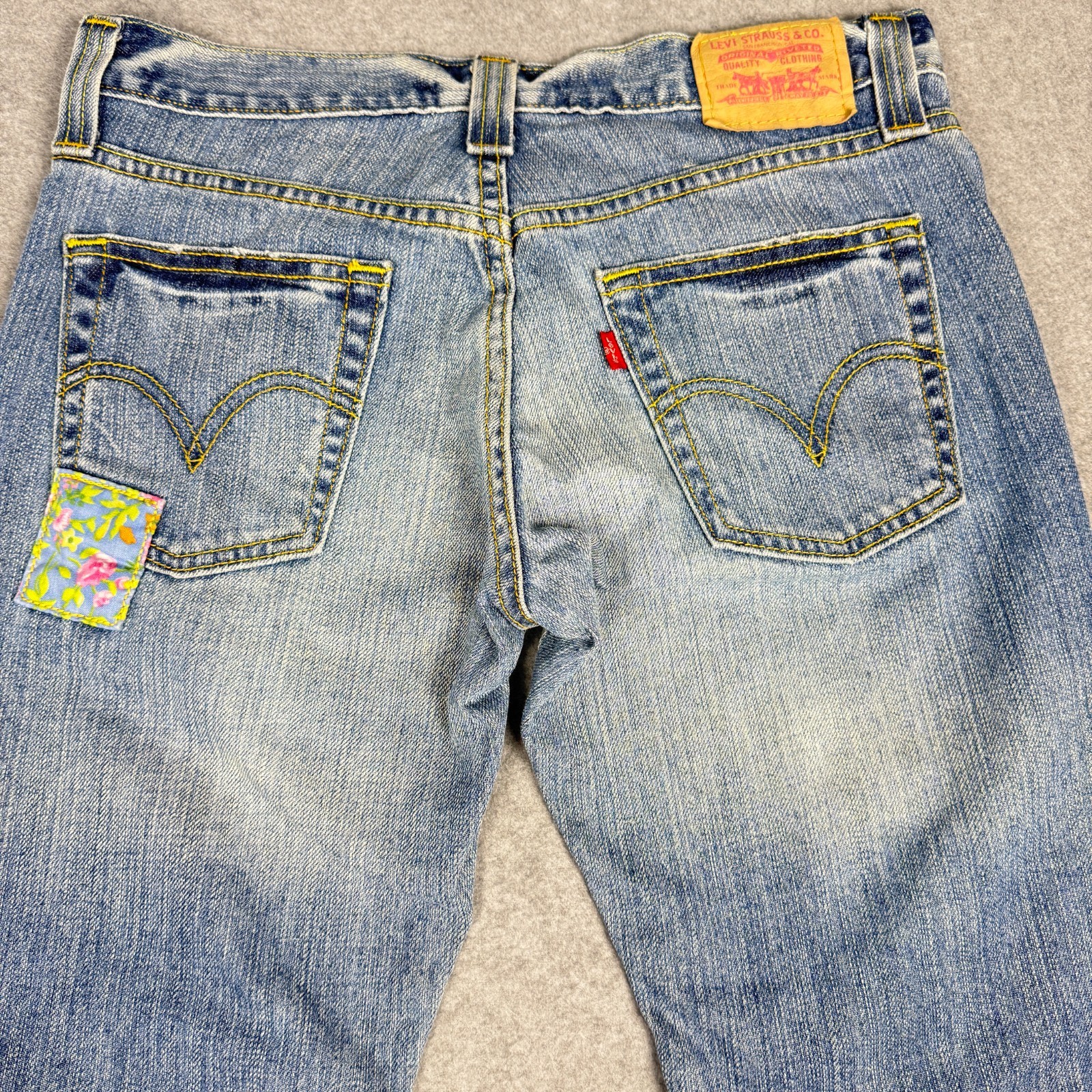Levi’s 513 Slouch Bootcut Jeans Womens Juniors 5M Medium Wash Low Rise Denim