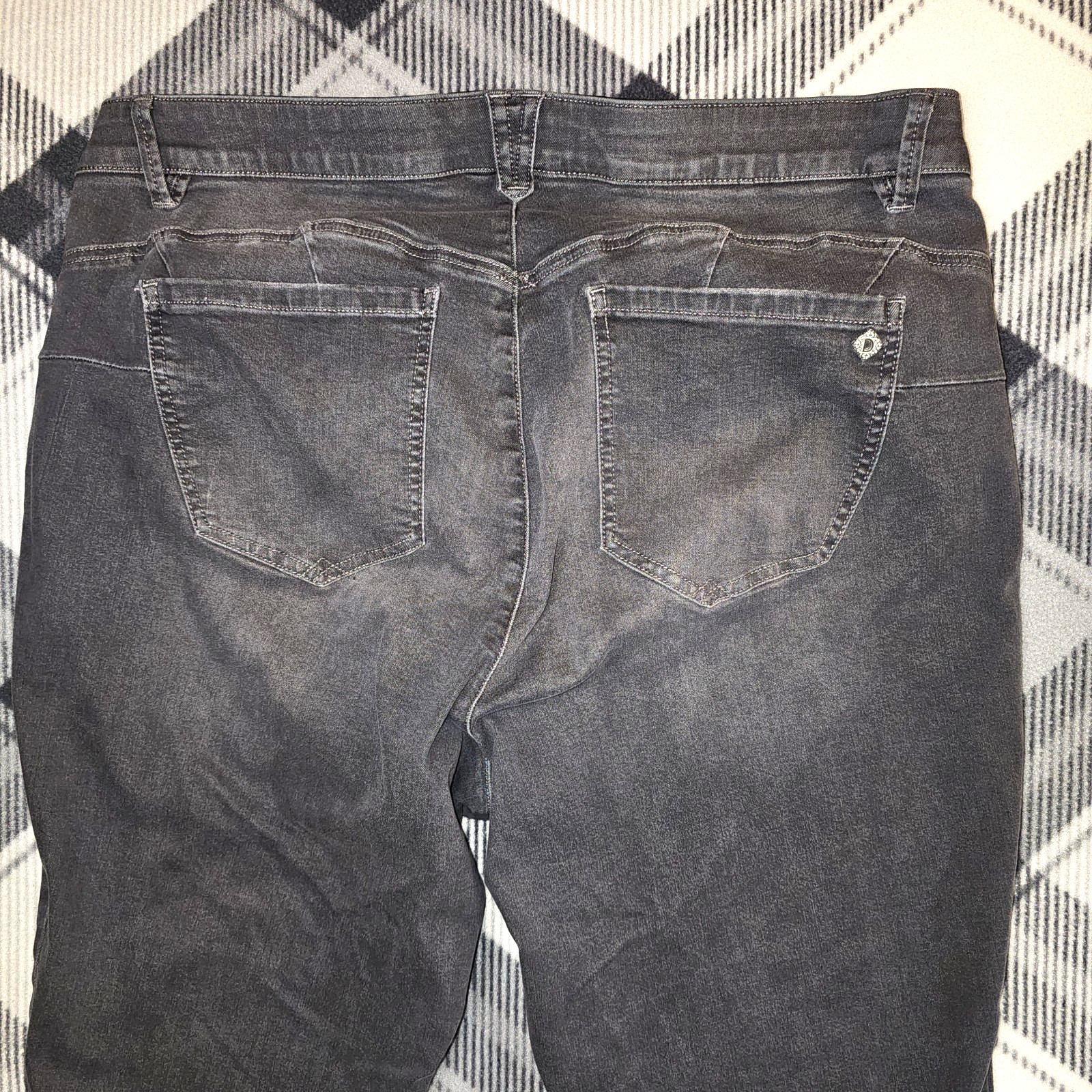 Democracy “Ab” Solution Grey Womens Straight Jeggings Jeans 22W