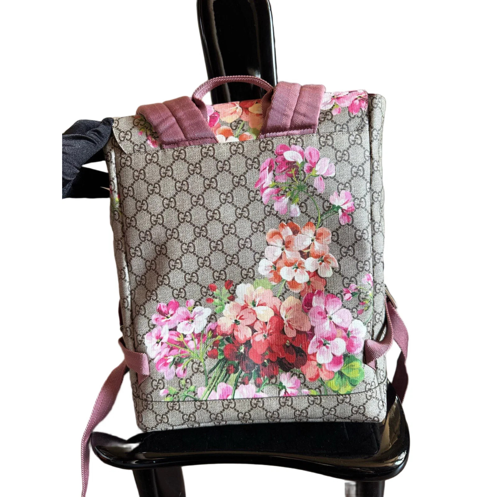 Gucci Flora Flap Backpack Beige Pink Green Red Gg Supreme Monogram (aa072426f5r)