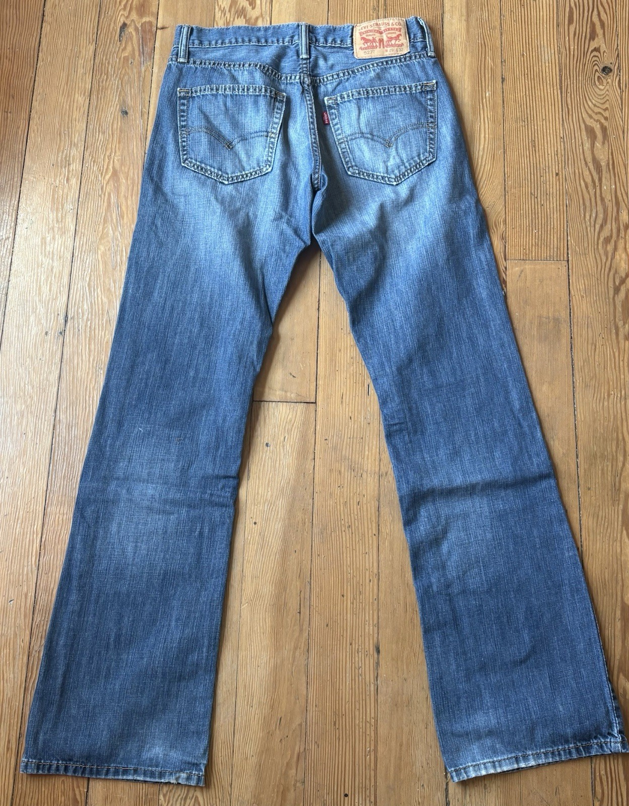 Levi’s 527 Slim Boot Cut Jeans Dark Wash Non Stretch 29×32, Measures 30×32