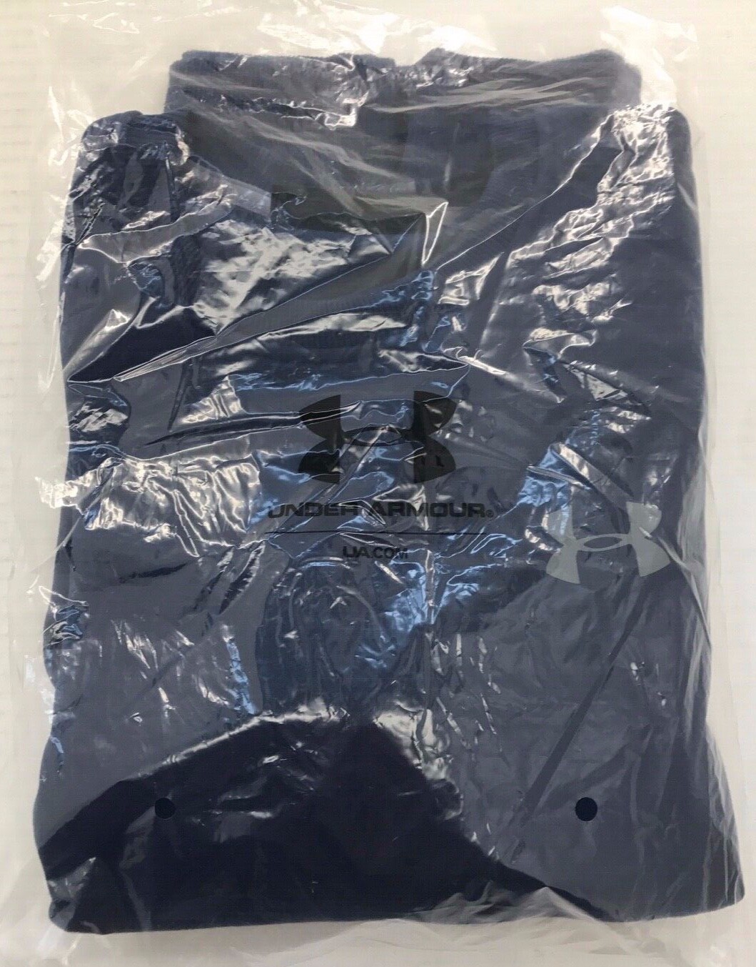 New Under Armour Fitted Navy Coldgear Sweatshirt – 1302854 Small to 5XL