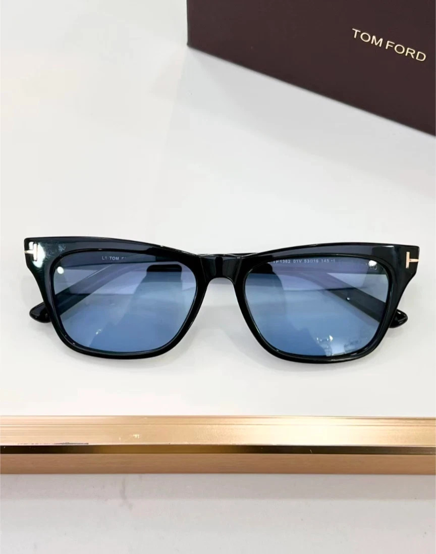 Tom Ford Penn Sunglasses TF1362 Black/Blue 53-16-145mm With Case New