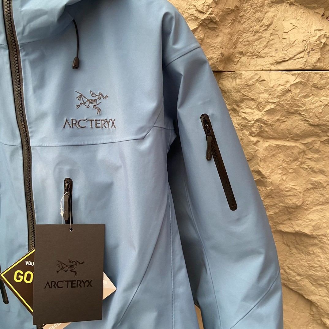 Arcteryx Alpha SV winter Jacket Men’s Light Blue Size M new
