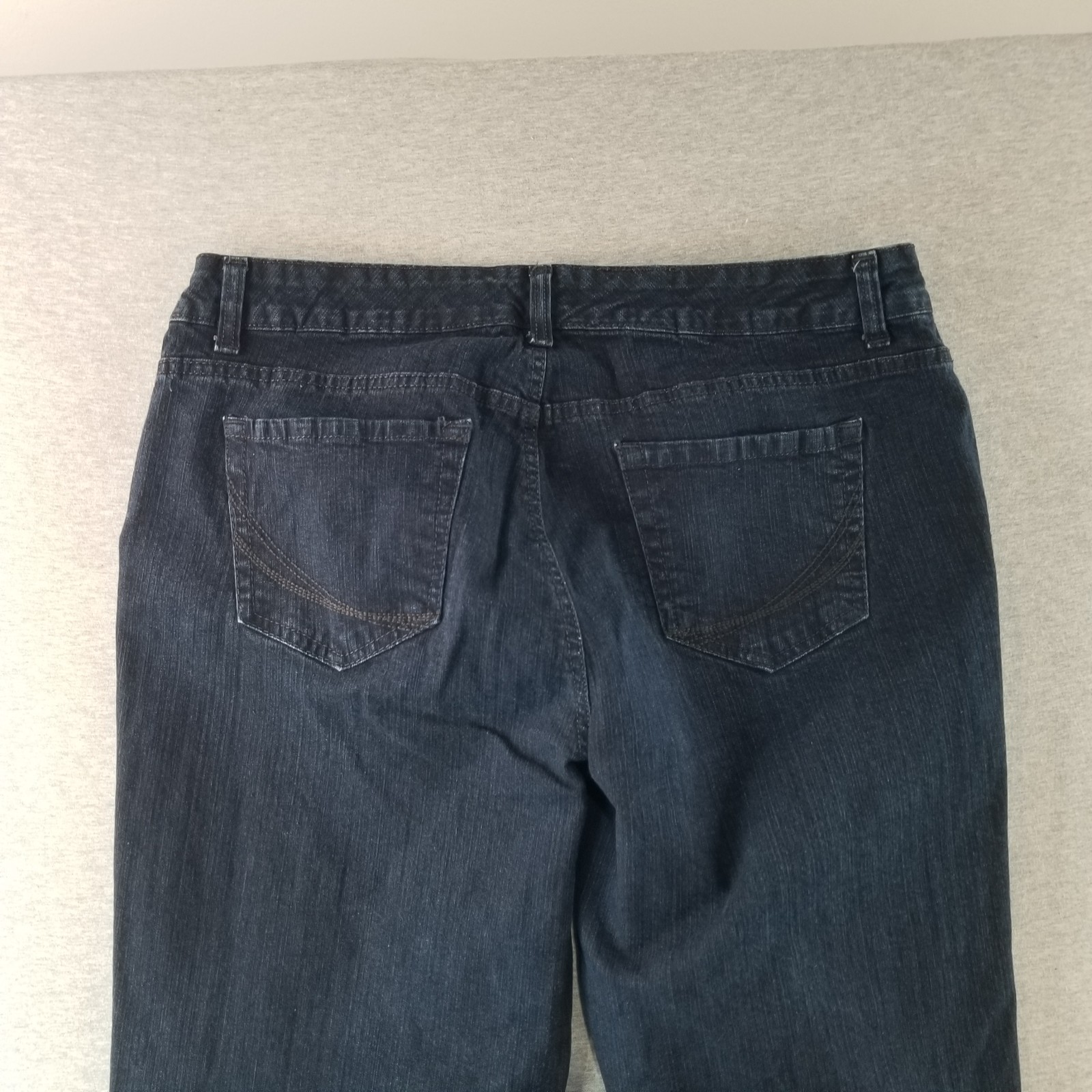 Sonoma Jeans Women’s Sz 16 Original Straight Dark Wash 98% Cotton Normcore Nice