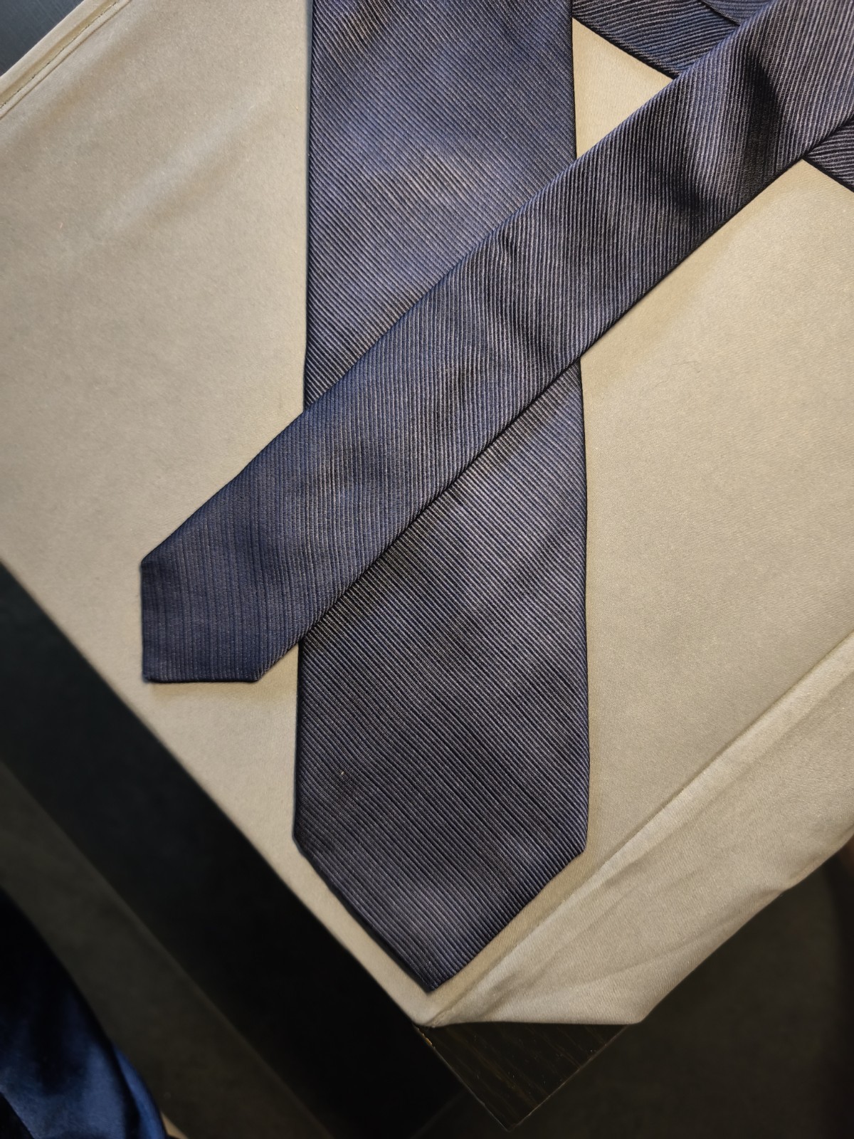 Brera (Milan) – Navy Blue Solid Color Silk Tie Made In Italy Texture Stripes