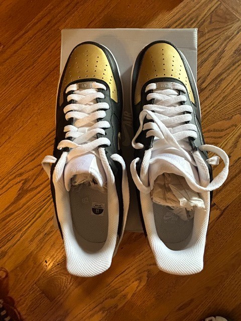 Customized – Hand Painted Nike Air Force One New Orleans Saints – Men’s Size 11