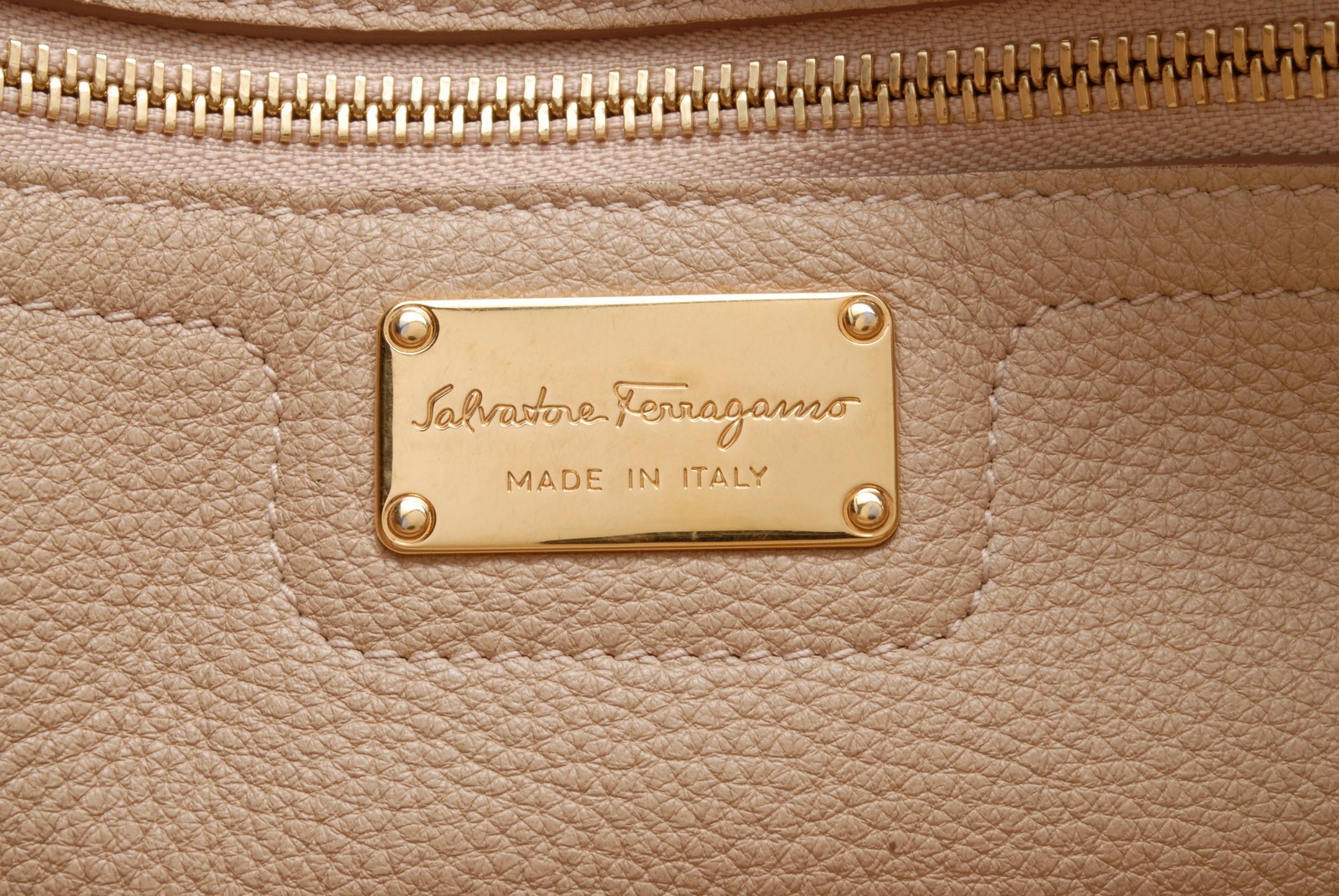 Salvatore Ferragamo Shoulder Hand Bag AMY Gancini Leather Pink Beige