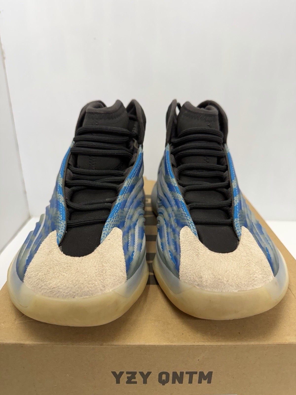 adidas Yeezy QNTM Frozen Blue Men’s Sneakers Size 6.5 GZ8872