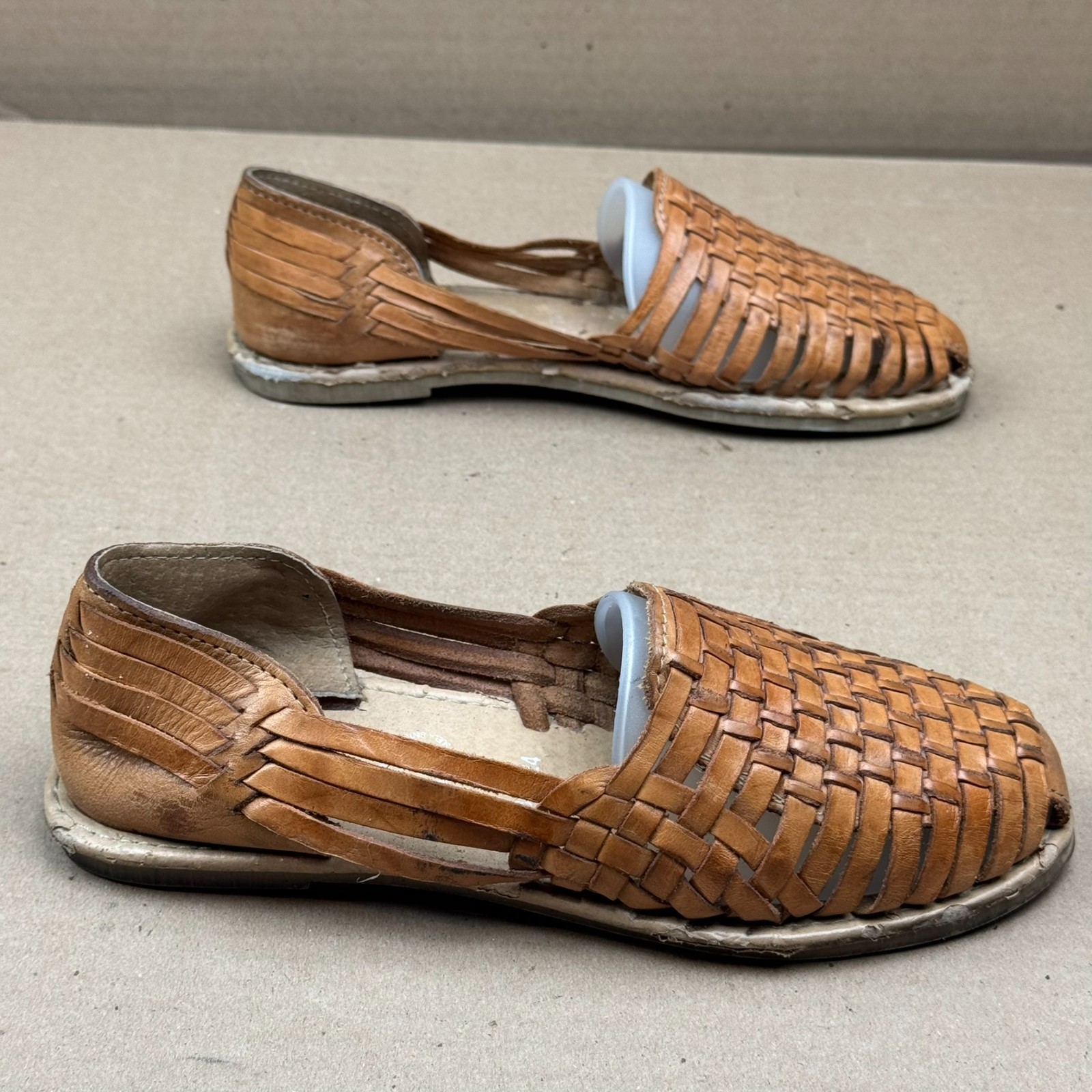 Huaraches Pacia Women’s Brown Woven No size tag Women’s US 6.5. See measurements