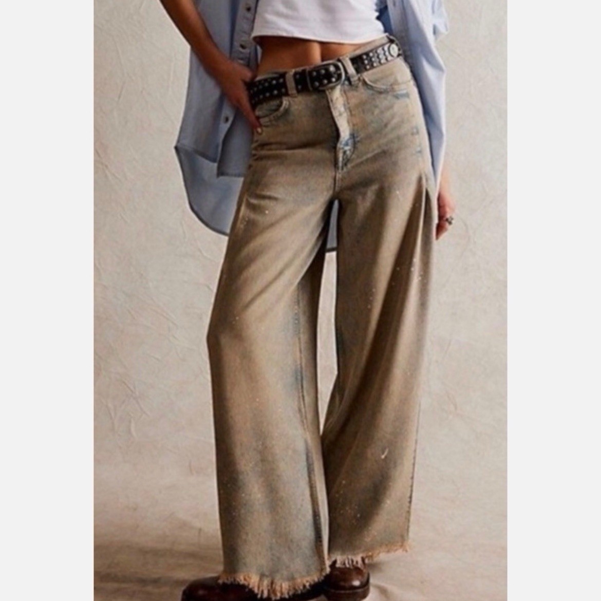 We The Free Size 28 Old West Slouchy Fray Frisco Bay Wide Leg Baggy Soft Jeans