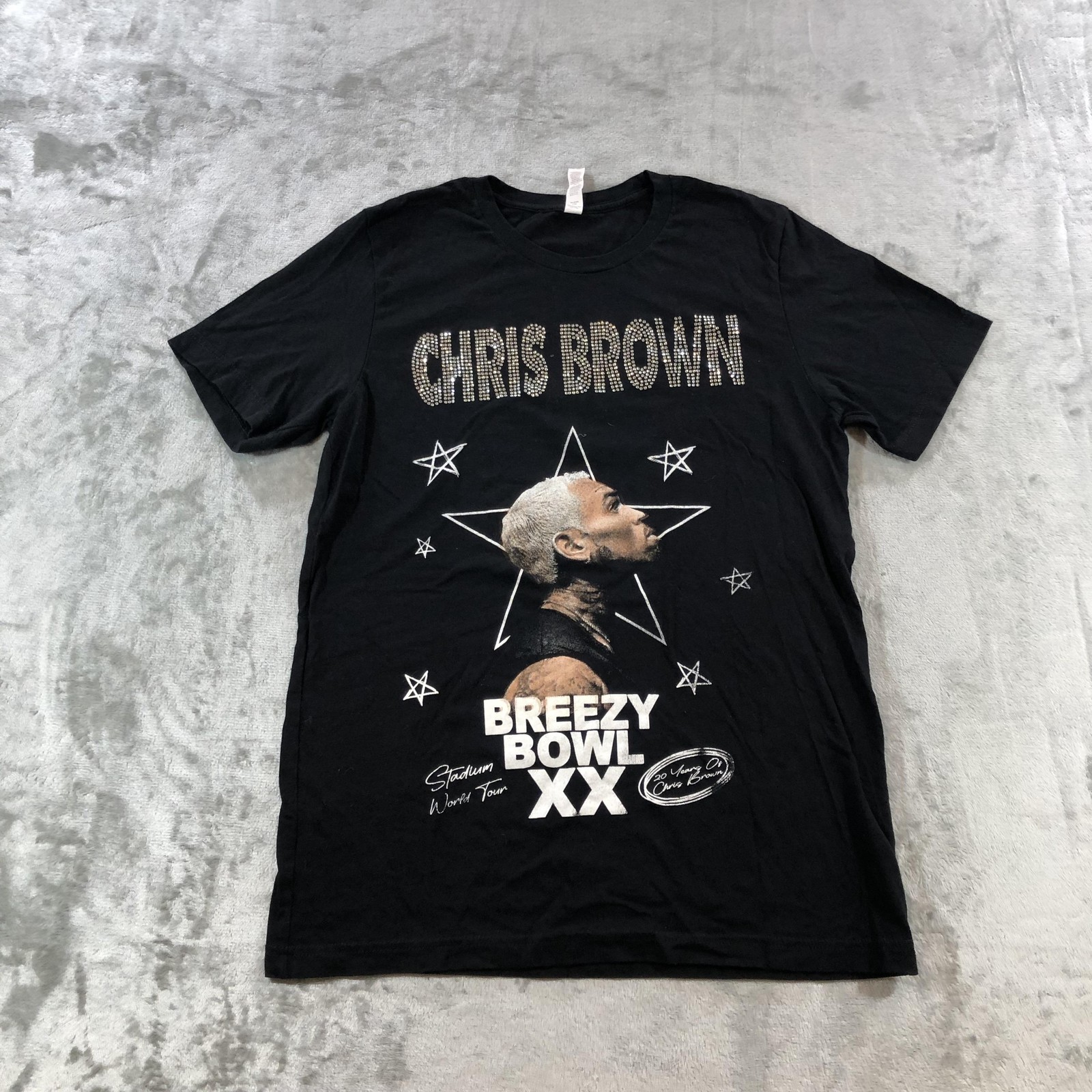 Chris Brown Shirt Womens Medium Black Breezy Bowl XX Tour Graphic Rhinestone
