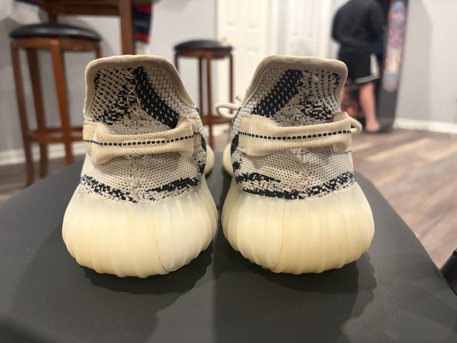 adidas Yeezy Boost 350 V2 Zebra White/Black/Red CP9654 Size 9