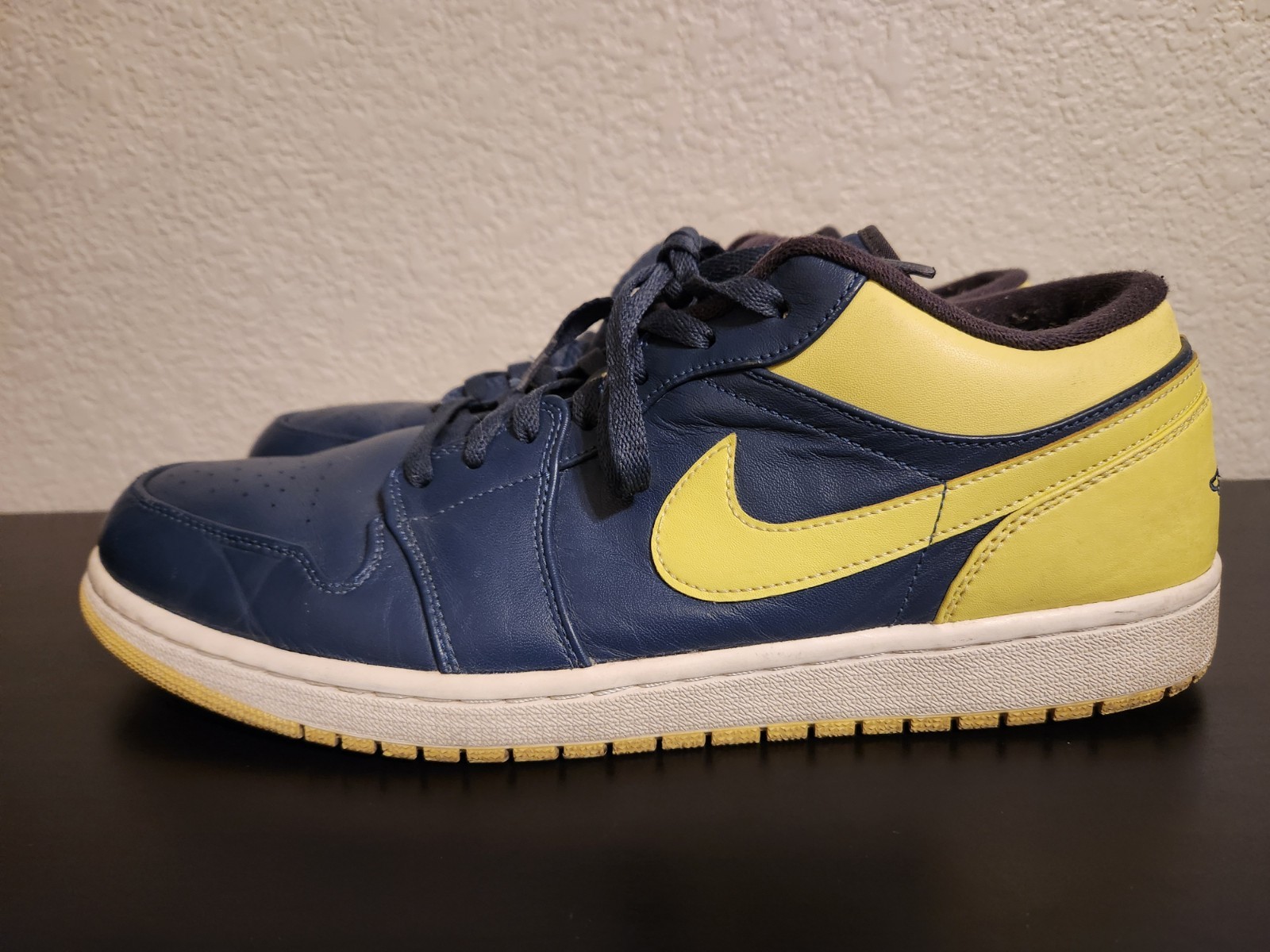 Nike Air Jordan 1 Low Squadron Blue Electric Yellow 553558-417 Men’s Size 15