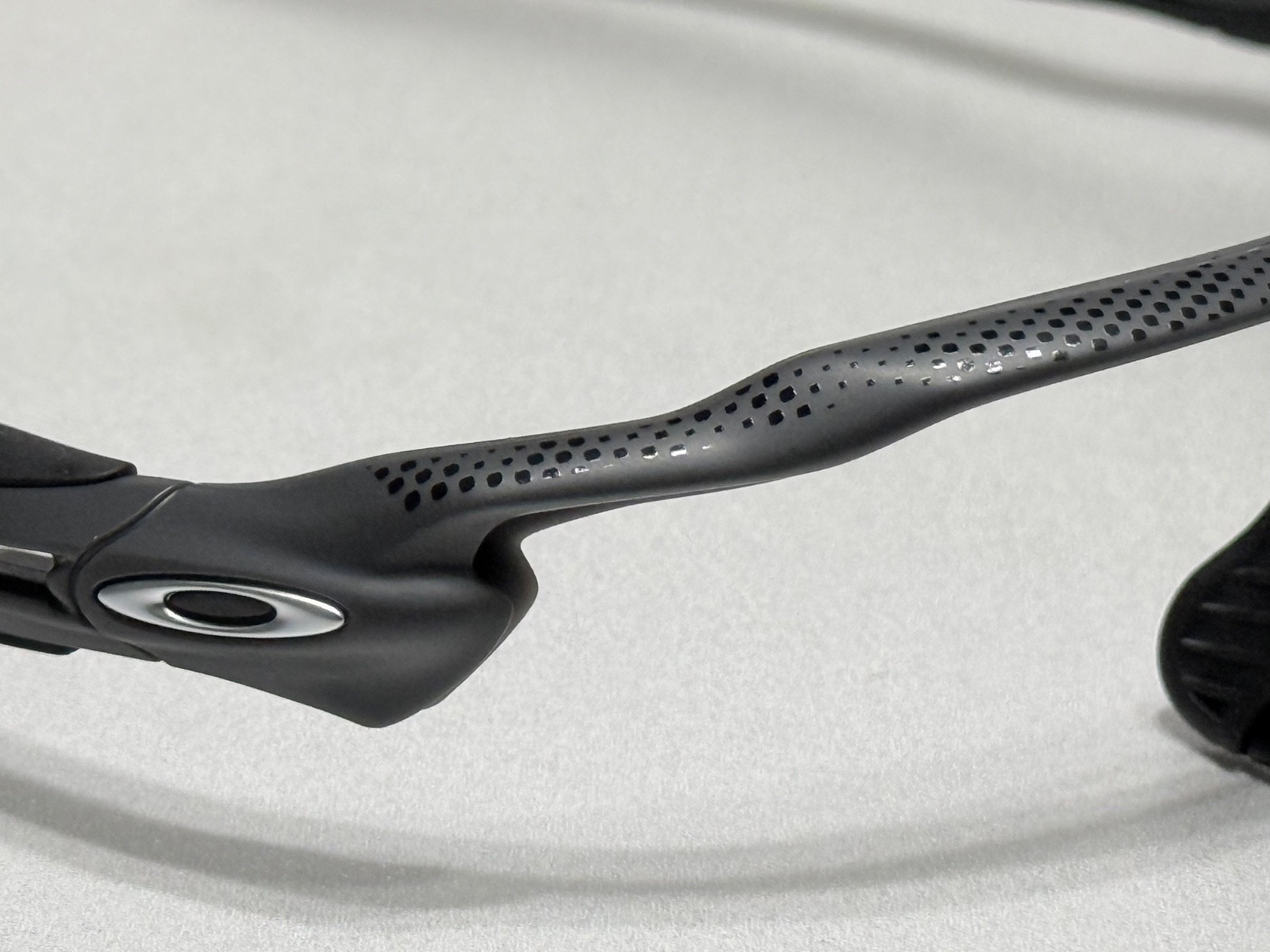 Oakley Radar EV Path High Resolution Carbon w/ Satin Silver Icons SKU# 9208-D338
