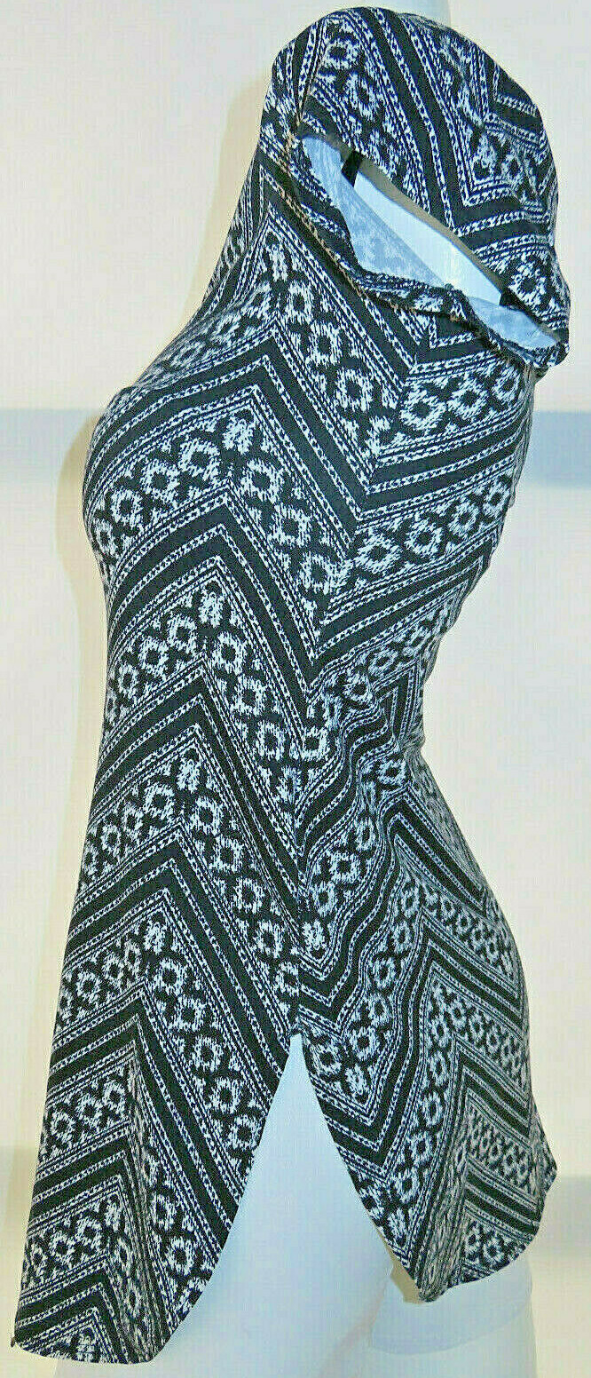 Pinc Women’s Black White Patternity Mynihility Patterns Mini Skirt Blouse Size S