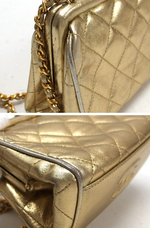 Chanel Matelassé Clasp Chain Shoulder Bag, Metallic Gold　1CH01519