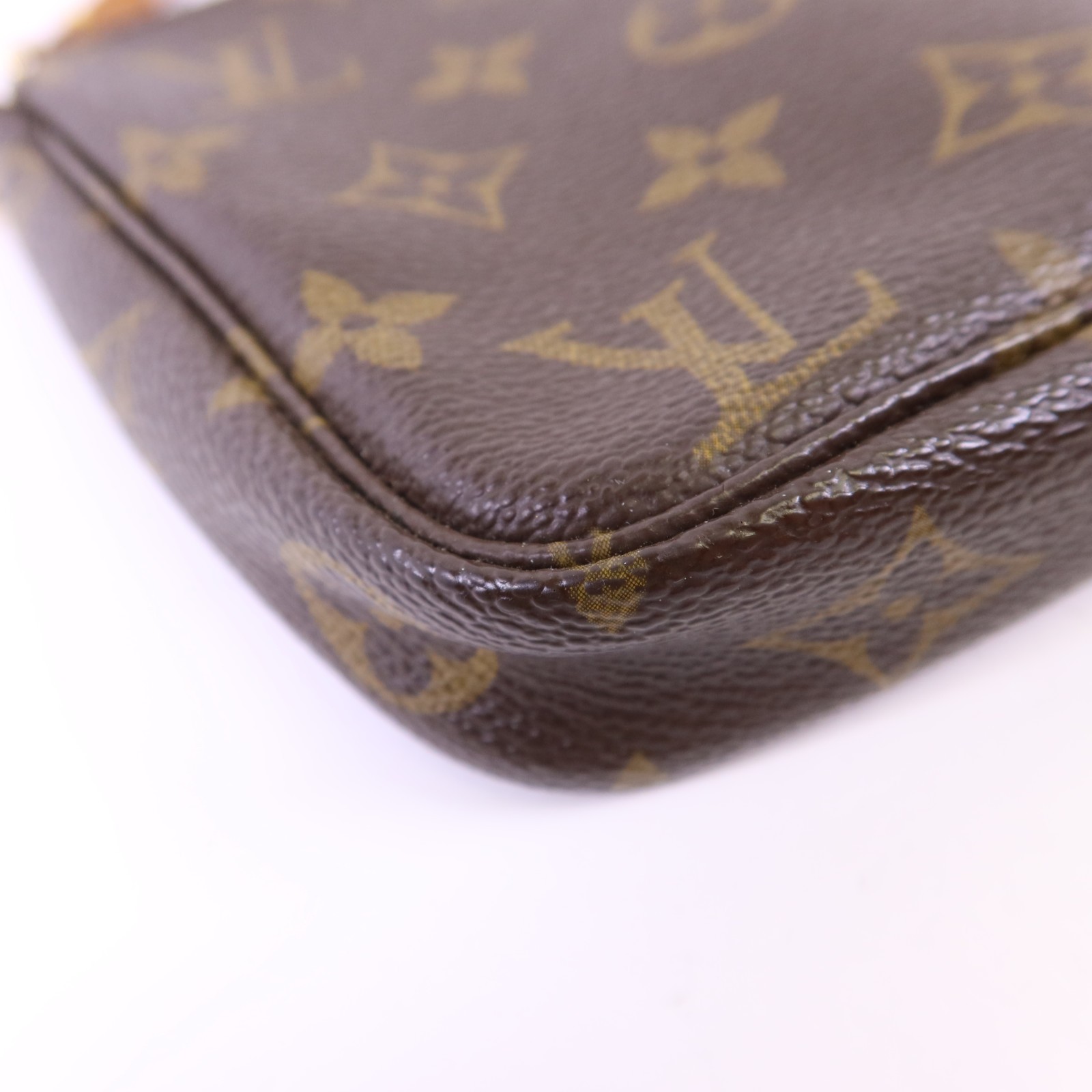 LOUIS VUITTON LV GHW Pochette Accessoires Pouch Handbag M51980 Monogram Brown