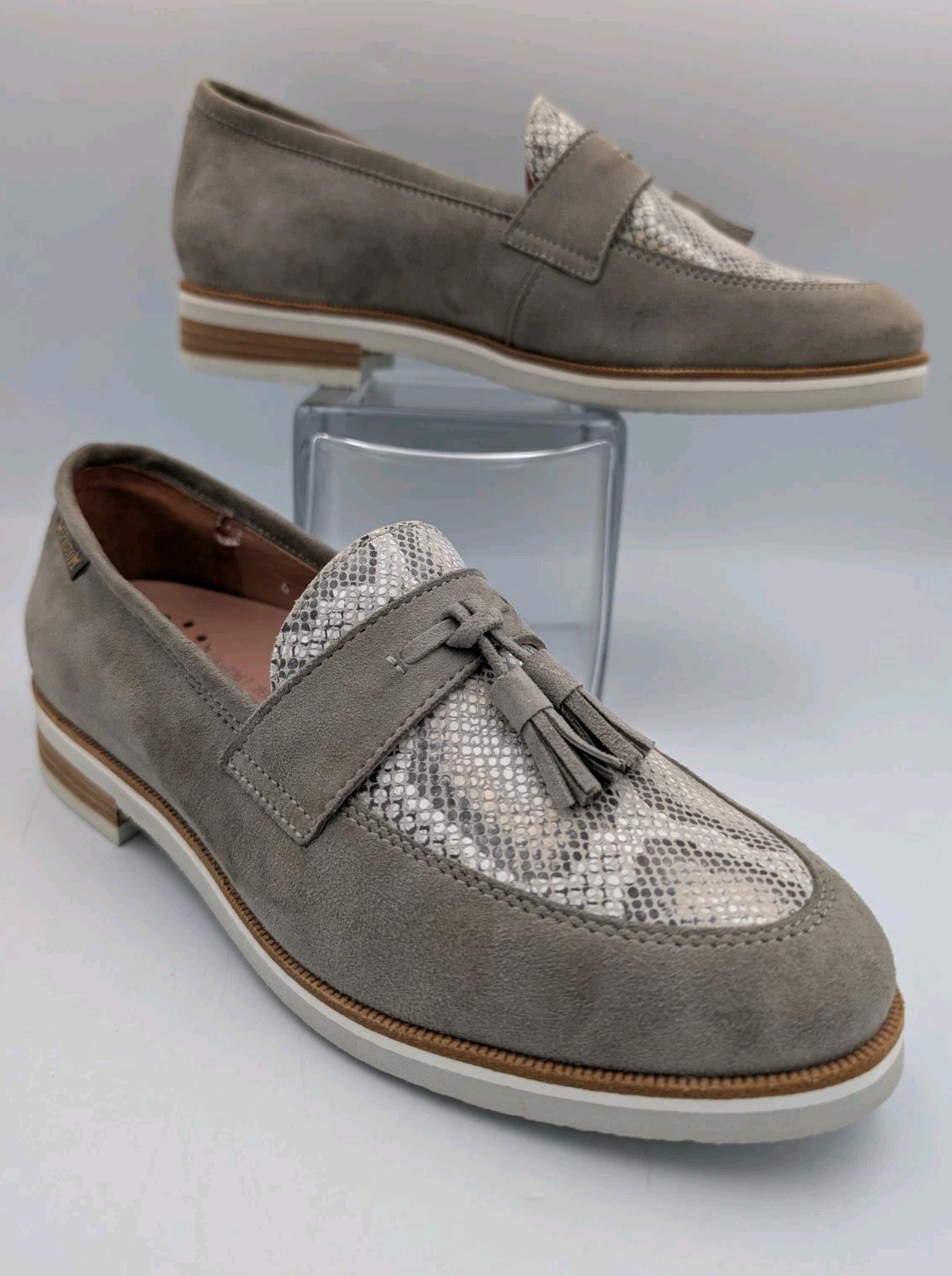 Mephisto “Piers” Penny Loafers – Suede And Leather – Snake Print Grey SZ 6 (18)