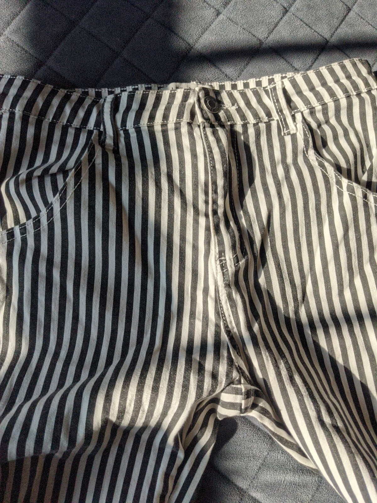 Blank Paige Black & White Striped Bell Bottoms Women’s Wide Leg Pants Size M