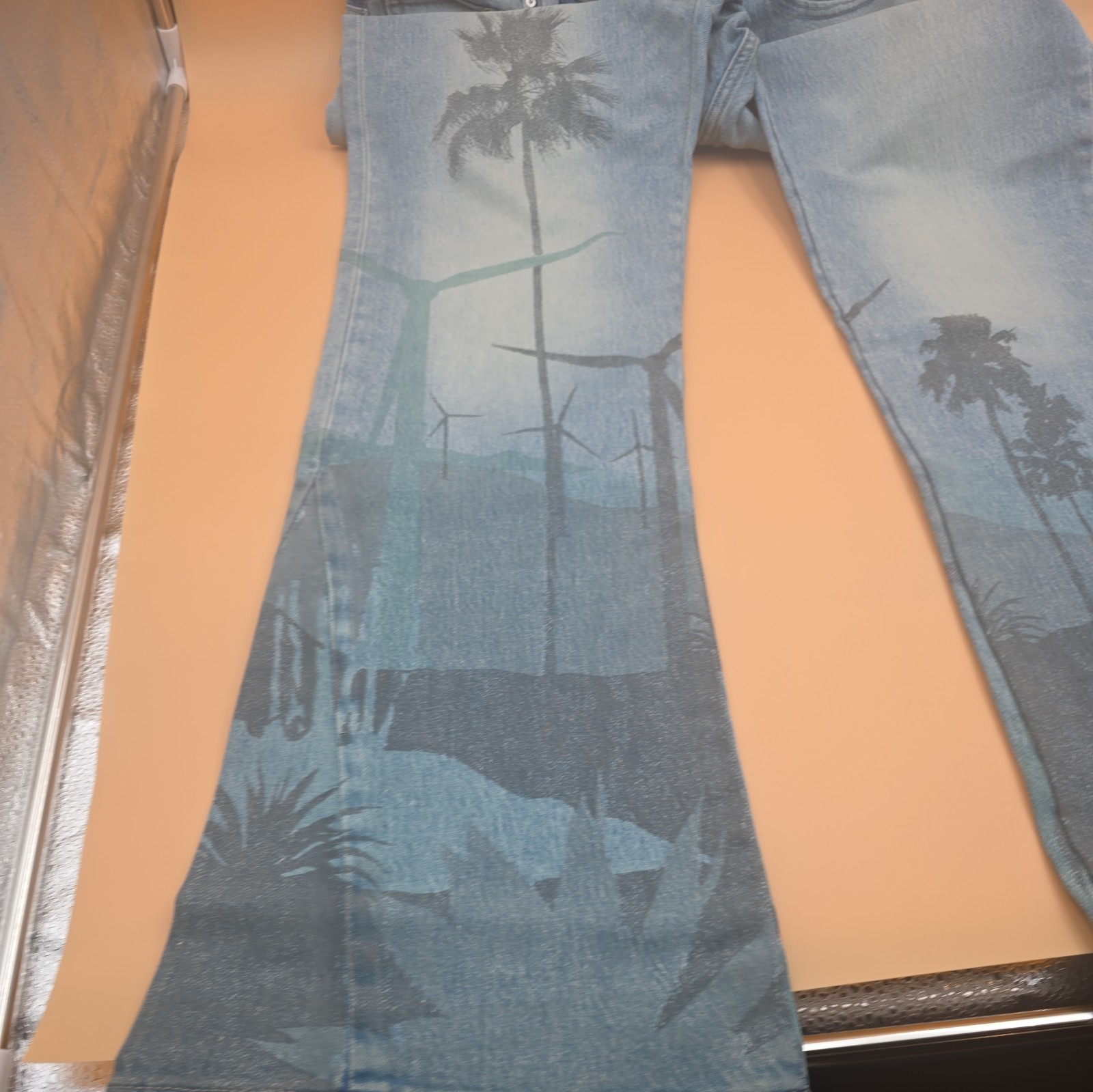 NWT Hudson Walker Spring Break Laser Print Kick Flare Jeans Men’s 34 MSRP $295