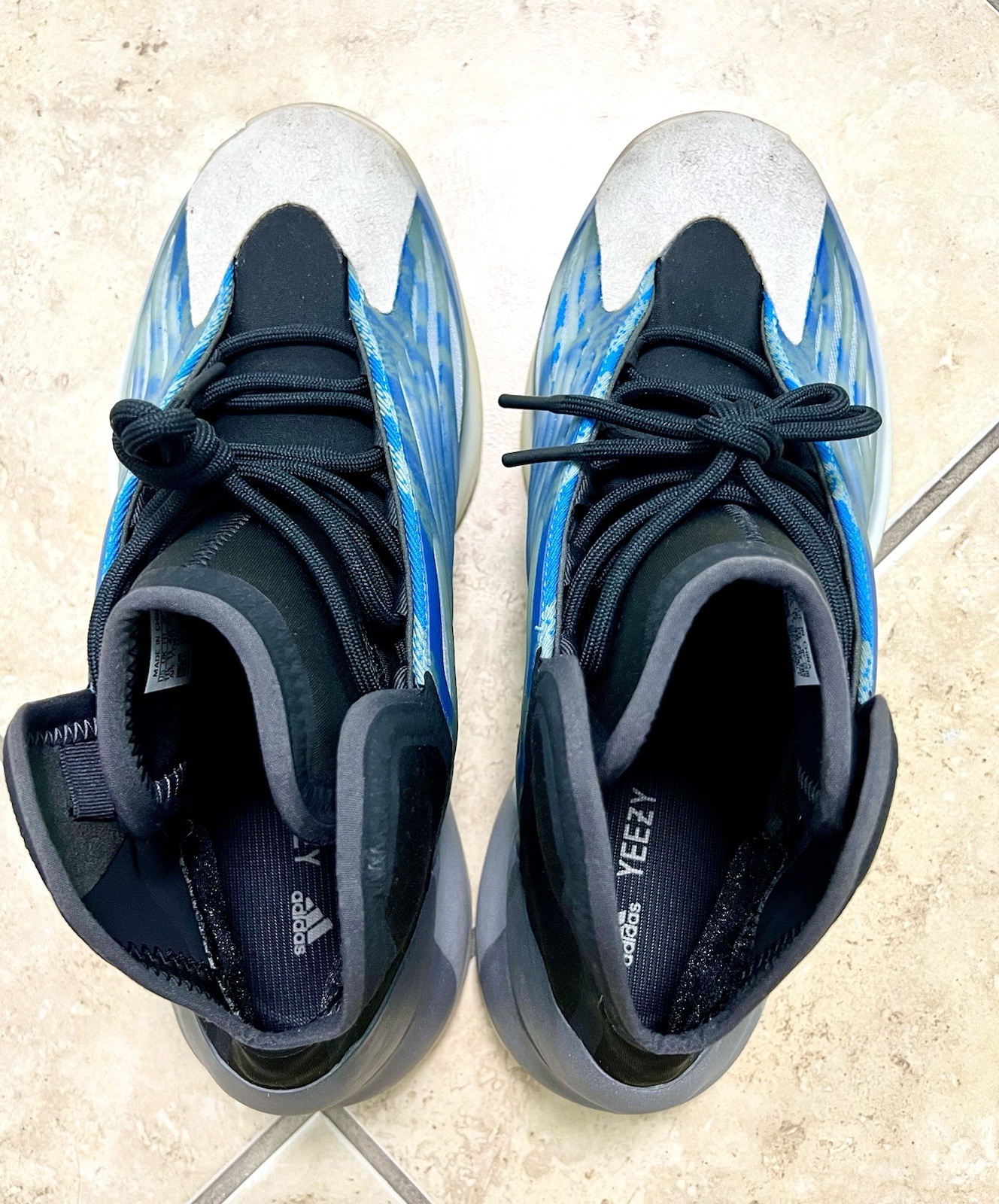 Yeezy Quantum Frozen Blue Size 11.5 Excellent Condition