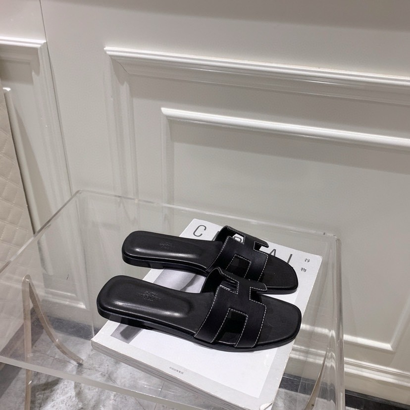 Hermes Oran Slip-On Sandals Women Size EU39 Black