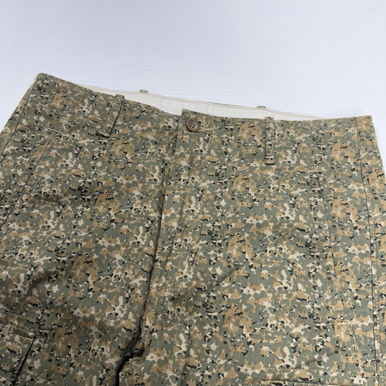 Levis Slim Straight Cargo Forest Camo Pants 32×30 Cotton Blend NWT USA Army