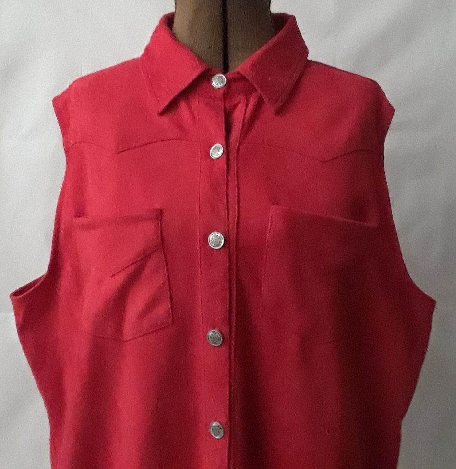 L&B Lucky & Blessed Red Fringe Button Sleeveless Top Western Style Small NWT