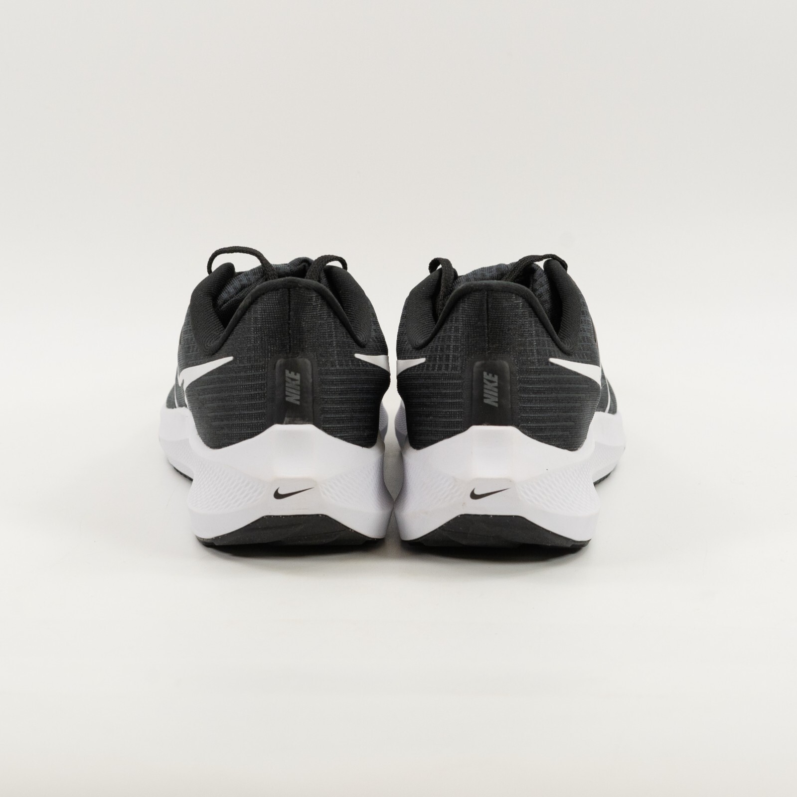 Nike Air Zoom Pegasus 39 ‘Black White’ DH4071-001 size 13 READ