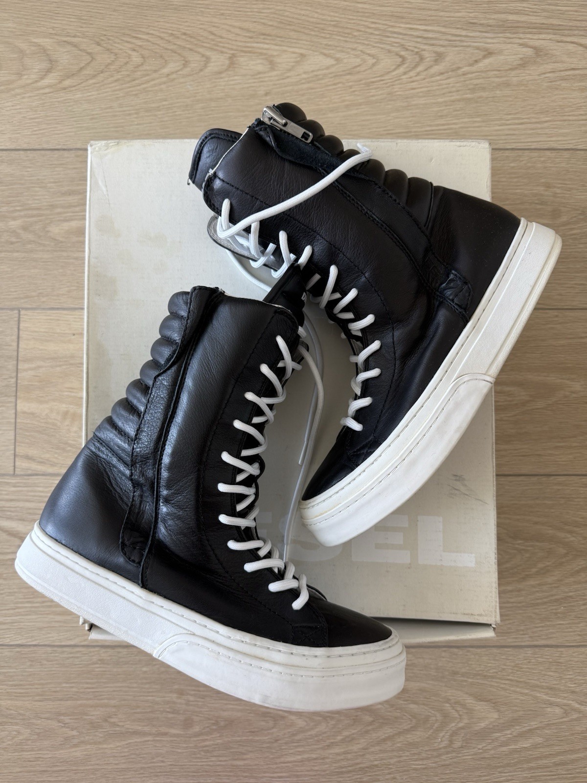 Diesel Softrock Men’s High Top Boots Black White Leather Zipper Lace Up US 10