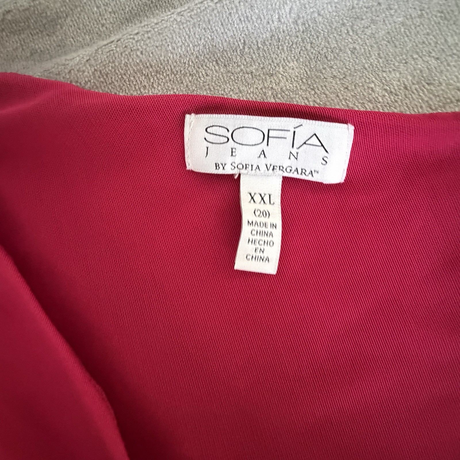 Sofia Jeans by Sophia Vergara Women’s Plus Red One Shoulder Ruched Top, XXL 20