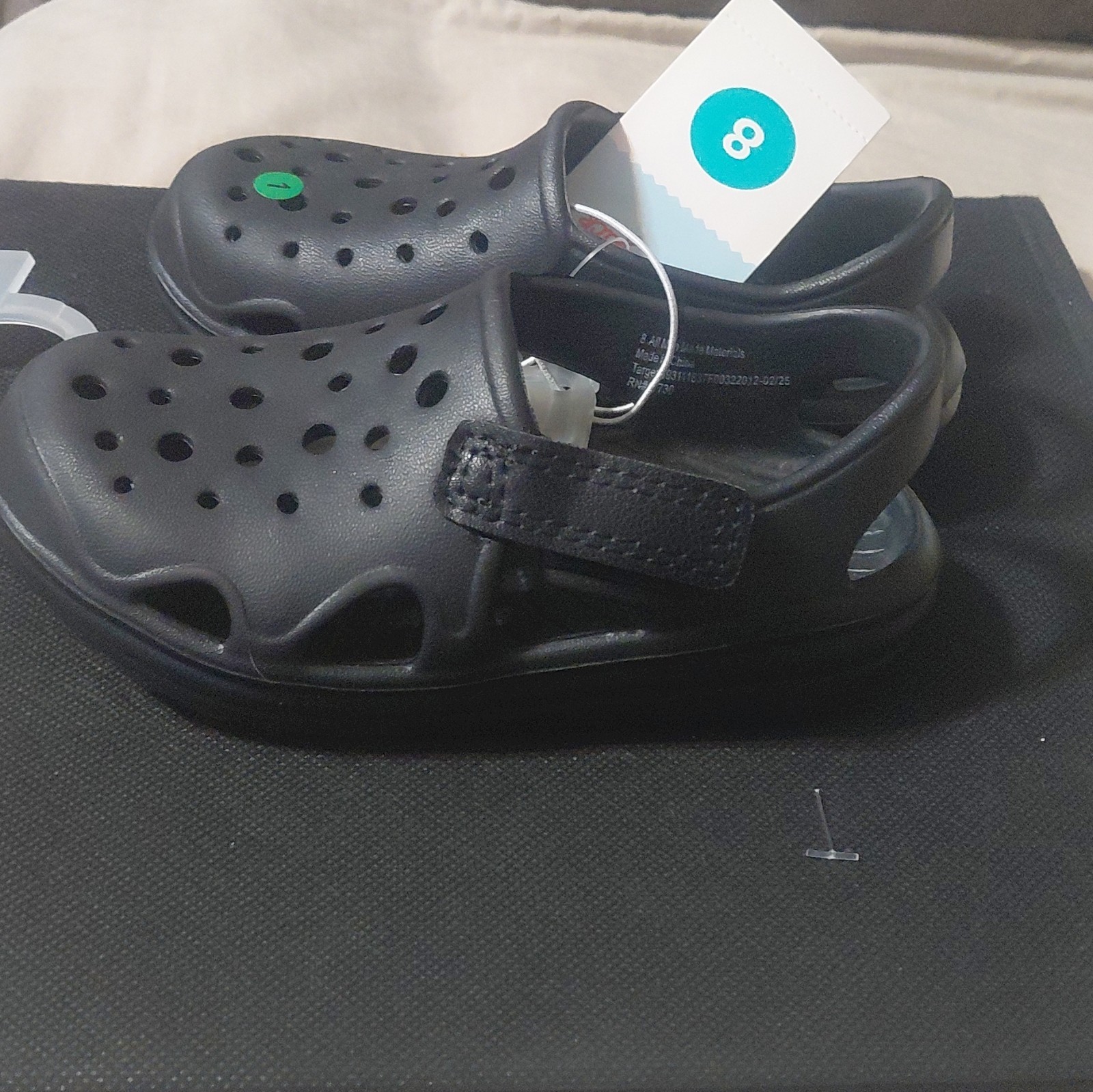Cat & Jack Unisex Kids Black Clog Sandals Size 8 Hook & Loop Strap