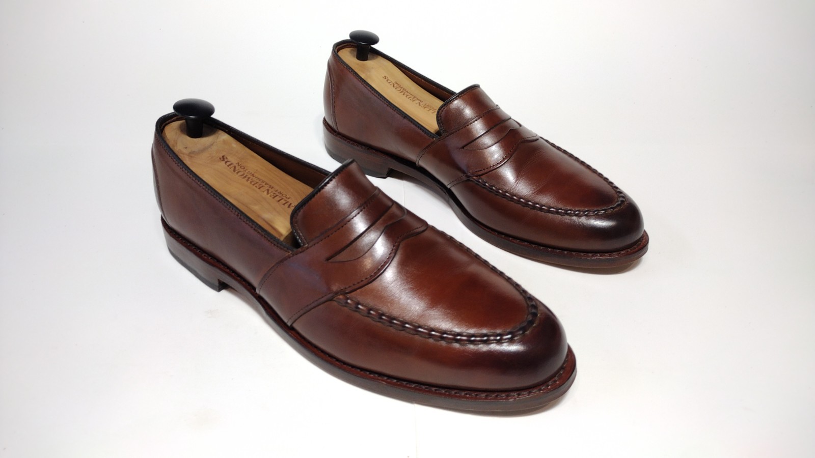 Allen Edmonds Randolph Penny Loafer – Chili – 9D (with AE shoe trees, bag, box)