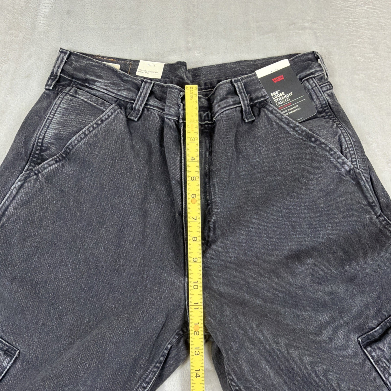 Levi’s 568 Premium Jeans Mens Size 33×32 Black Loose Straight Cargo Denim Cotton