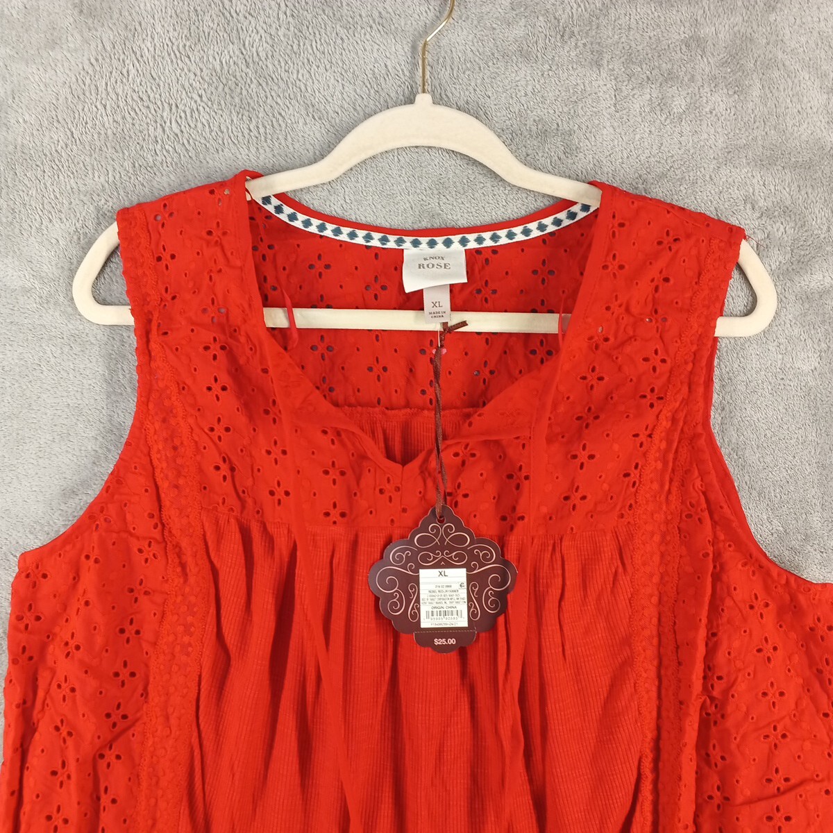 NWT Knox Rose Summer Top Rebel Red Eyelet Lace Rib Knit Boho Tassel Detail